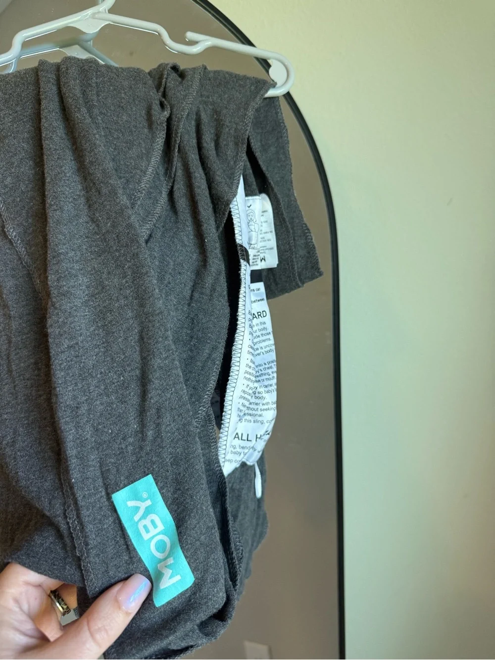 Moby Wrap - Picture 2 of 3